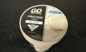 Lody proteinowe Go Active śmietankowe, bez dodatku cukrów. Czy lody są lekkostrawne? Ten produkt może być dobrym wyborem.