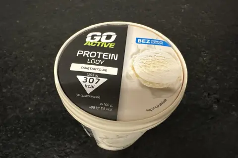 Lody proteinowe Go Active śmietankowe, bez dodatku cukrów. Czy lody są lekkostrawne? Ten produkt może być dobrym wyborem.