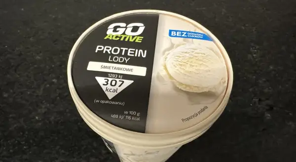 Lody proteinowe Go Active śmietankowe, bez dodatku cukrów. Czy lody są lekkostrawne? Ten produkt może być dobrym wyborem.